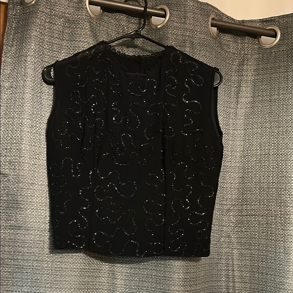 Black Sleeveless Top